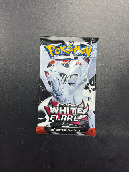 Pokémon: White Flare Booster Pack